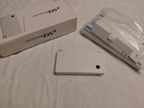 Nintendo dsi console portatile - nintendo,