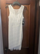 Abito pizzo bianco marca Guess
