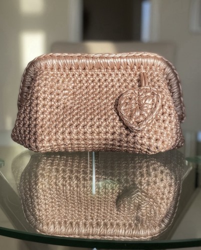 Pochette fatta mano - a,