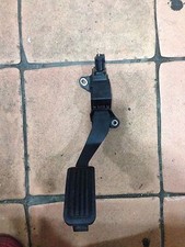 781100D010 PEDALE ACCELERATORE TOYOTA YARIS 1.0 BENZINA 2007 