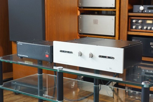 Preamplificatore valvolare