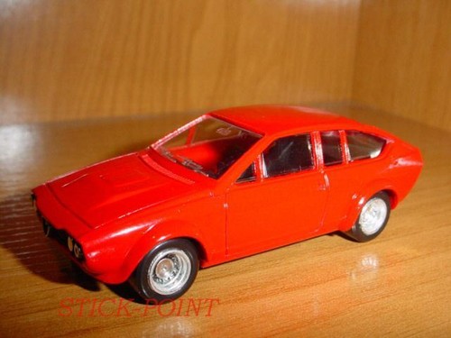 Alfa romeo alfetta gtv red - romeo,