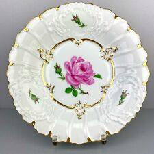 Ciotola sfarzosa in rilievo