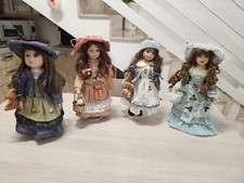 bambole di porcellana da