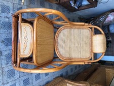 Sedia a dondolo in bambù e vimini