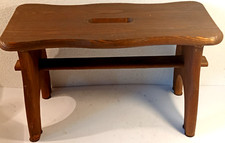 SGABELLO IN LEGNO SCURO-VINTAGE-ARTIGIANATO-SEGGIOLINO-USATO