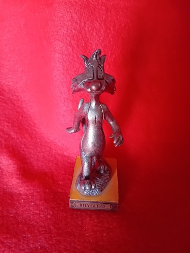 Gatto silvestro statuina - silvestro,
