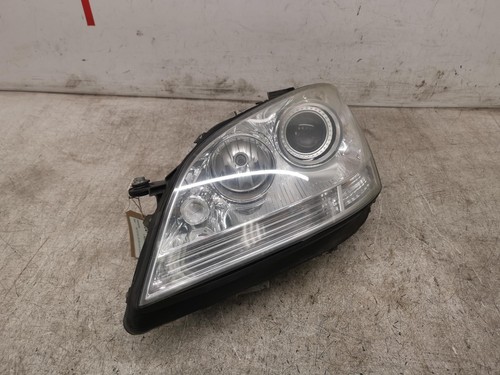 Faro proiettore anteriore
