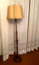 ANTICA LAMPADA DA TERRA IN LEGNO VINTAGE