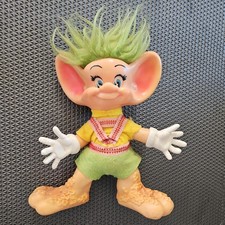 VINTAGE "RARO" ROYALTY