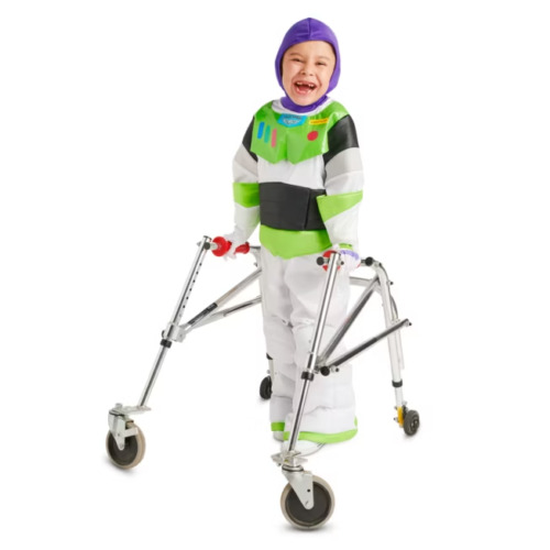Kids disney store - store, buzz