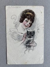 C) Cartolina formato piccolo donnina cane fumo sigaretta Mauzan 1917 angolo pieg