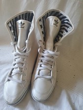 Scarpe da ginnastica Adidas Hi Top taglia 7 UK in pelle bianca piega miele rare
