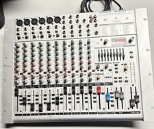 Behringer EURORACK UB1832FX Mixer digitale come da foto