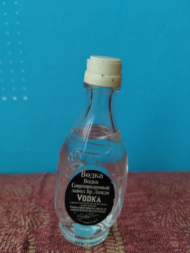 Mignon vodka landy freres anni - mignon,