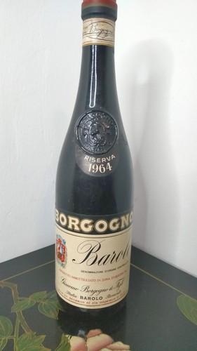 Bottiglia vino barolo - barolo,