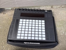 Strumento controller MIDI