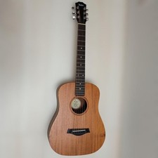 Taylor Baby 305-M Chitarra