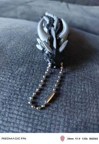 Black and silver articulated - silver,