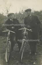 Due Uomo Con Great Biciclette