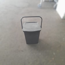 Cestino Rifiuti Indifferenziata 10L con Coperchio e Manico | Contenitore Raccolt