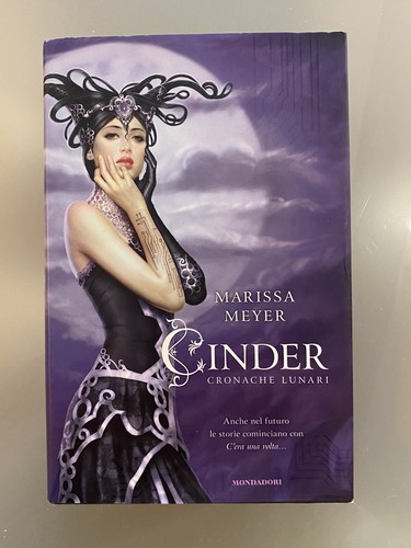 Marissa meyer cinder - marissa,