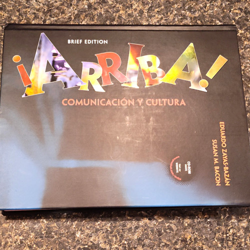 Arriba comunicación y - ¡arriba!,