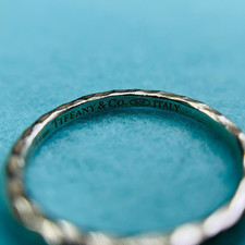 Anello Tiffany and Co Paloma Picasso in argento martellato US5,75 EU51