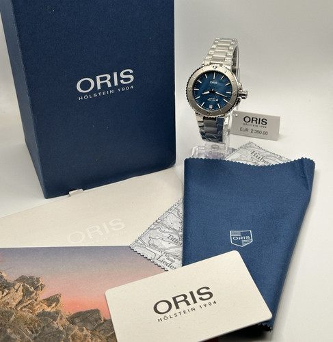 Oris aquis date blue mother - aquis,