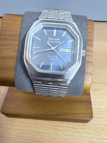 Bulova accutron octagon blue - bulova,
