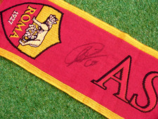 Echarpe signée signed