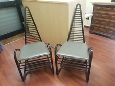 PARTICOLARE COPPIA DI SEDIE ANNI 80