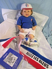 The ASHTON DRAKE GALLERIES