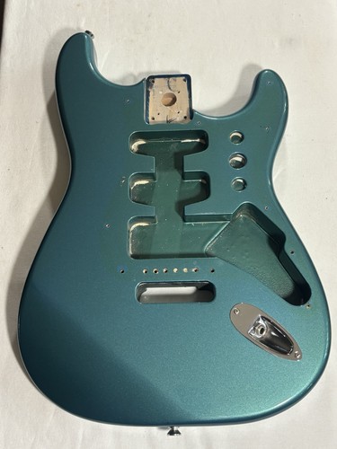 Squier stratocaster standard - squier,