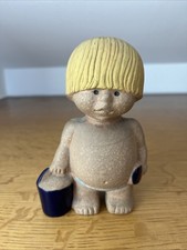 Statuina Bambino in Spiaggia Lisa Larson 1974 UNICEF