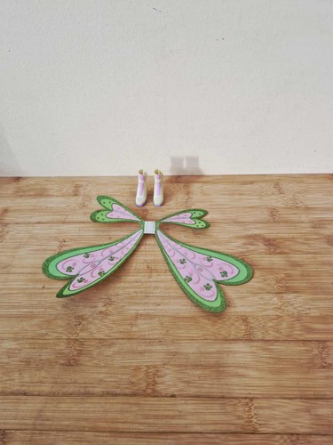 Ailes chaussures poupée - ,