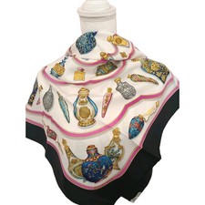 Hermès, foulard vintage "Qu'importe le flacon".