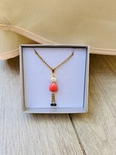 Collana Bambolina   con catena color oro  In Ceramica gioielli