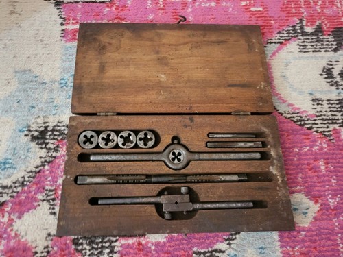 Antico set rubinetto - , stampo