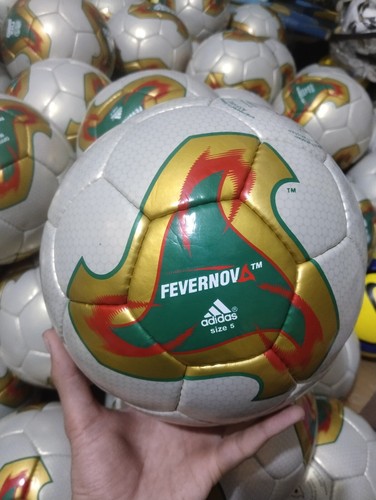 Adidas fevernova 2002 - adidas,