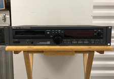 TASCAM CD-RW2000 Registratore