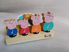 Peppa pig wooden family figure - peppa,