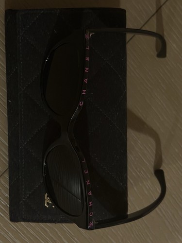 Authentic chanel cat - chanel,