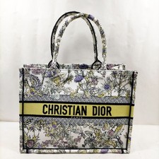 Christian Dior Tote Bag Book