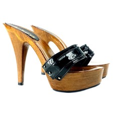 Zoccoli con fascia in pelle