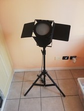 Lampada da fotografo  treppiedi nera maison du monde 