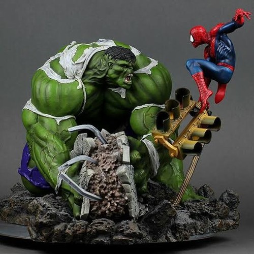 Diorama esclusivo hulk - esclusivo,