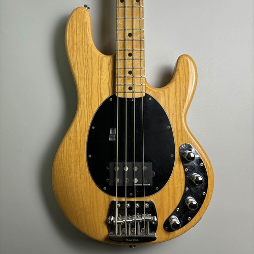 Music man stingray - music,