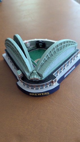 2026 milwaukee brewers - milwaukee,