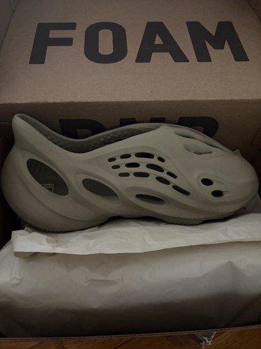 Yeezy foam rnr stone salt - foam,